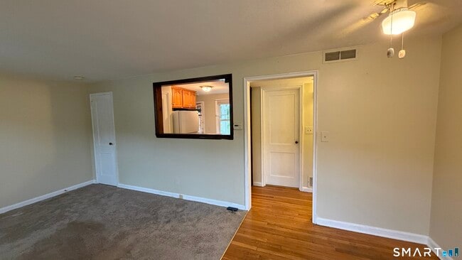 Photo - 227 Spencer St