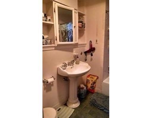 411 Beacon St Unidad 8
