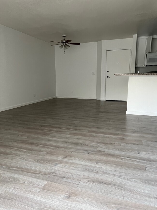 Photo - Regency Apartments