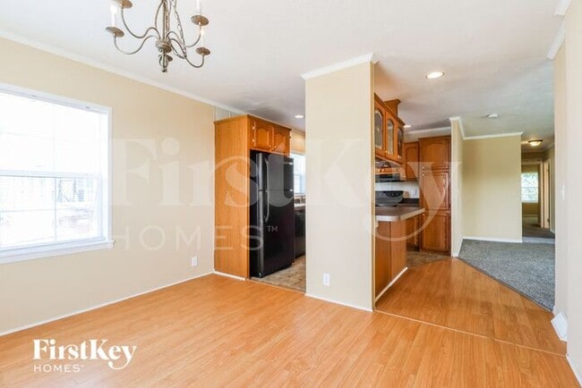 Photo - 649 Diamond Loop