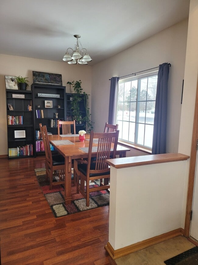 Photo - 3642 Roanoke Ave