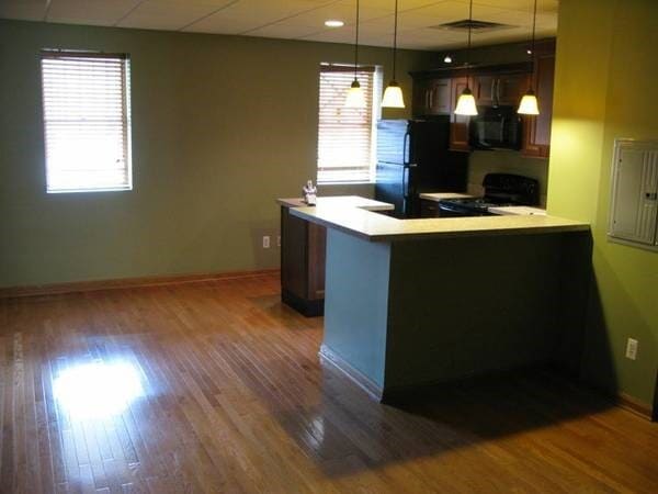 Photo - 35 N Saginaw St