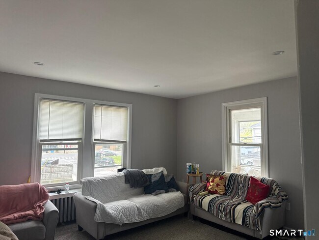 Photo - 15 Rose St Unit 2