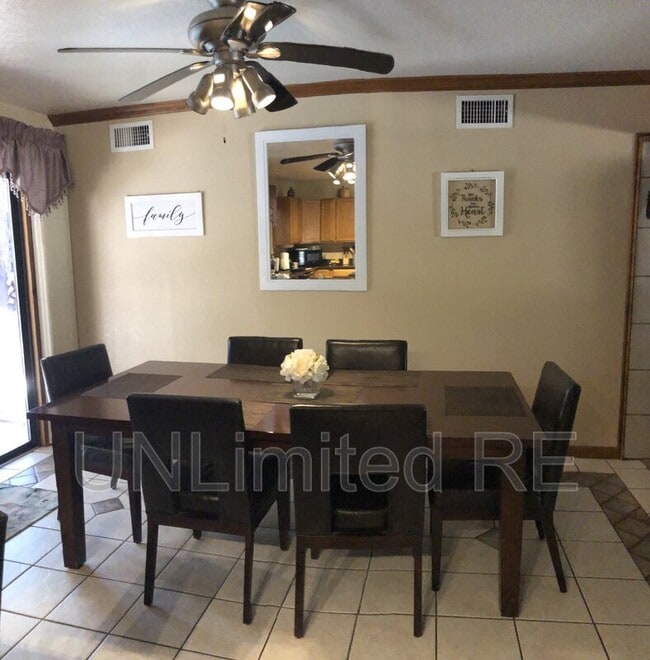 Photo - 2589 N Oakmont Dr