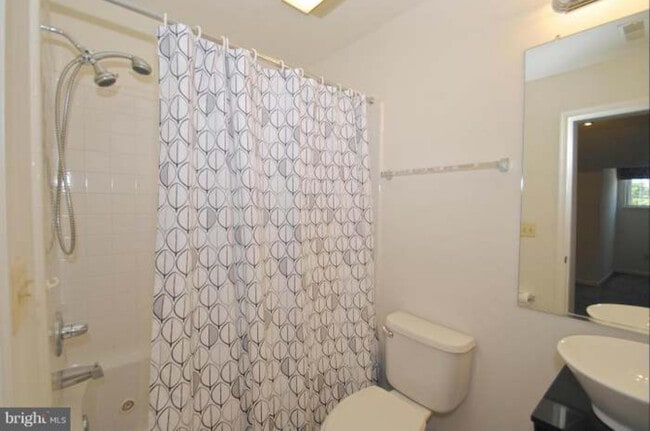 Photo - 2002 Peggy Stewart Way