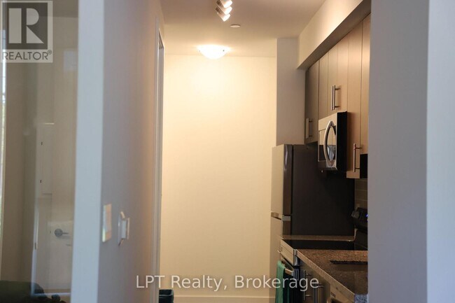 Photo - 556 Marlee Ave Unit 108