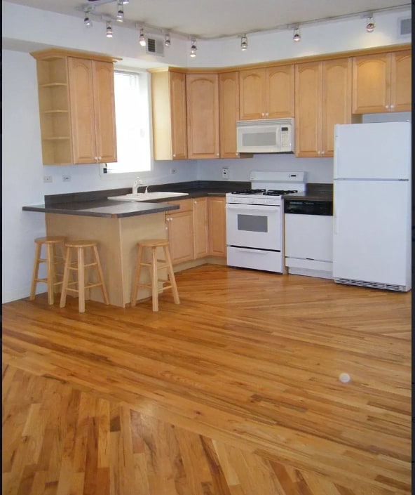 Photo - 1346 N Bosworth Ave Unidad 3