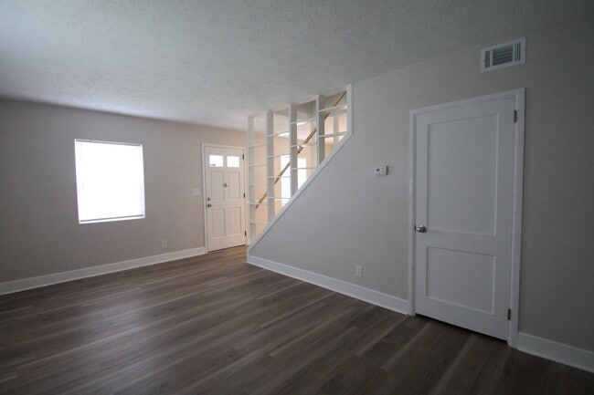 Photo - Exclusively Offered by Muse Realty, LLC