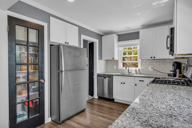 Photo - 3711 Normandy Rd