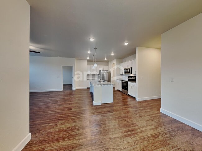 Photo - 94 E Sicily Dr