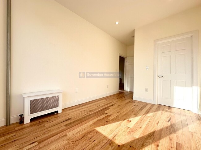 Photo - 41-47 Saint Nicholas Terrace Unit 57