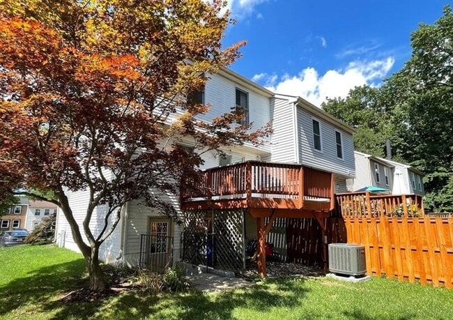 Exterior Rear View - Entrance - 9241 Pinenut Ct Townhome