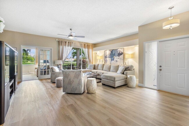 Photo - 5070 Lake Catalina Dr Unit C