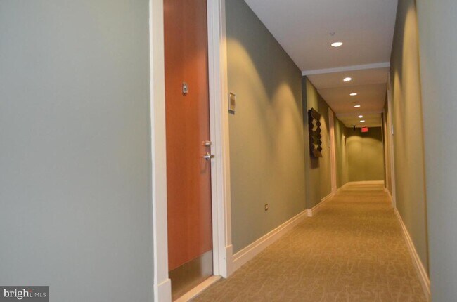 Photo - 811 4th St NW Unit 1019