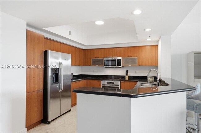 Photo - 14951 Royal Oaks Ln Unit 402