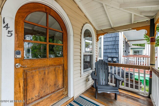 Photo - 145 Mt Hermon Way