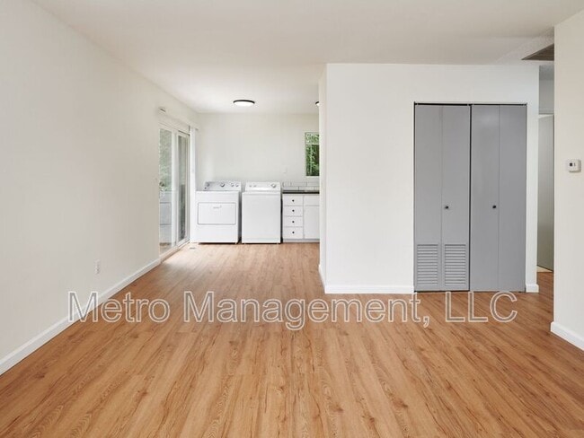 Photo - 4537 NE 82nd Ave