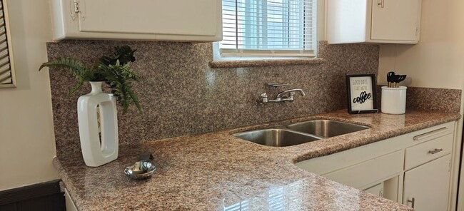 Photo - 2704 W Century Blvd