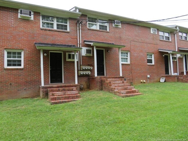 Photo - 1922 King George Dr