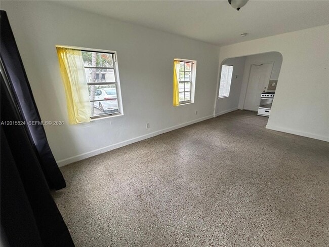 Building Photo - 2316 Madison St Unit 19A