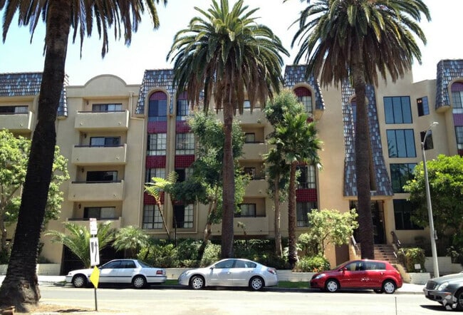 Building Photo - The Chateau Rental