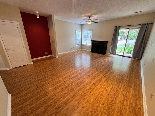Photo - Beautiful Spacious 1st floor Condo! Amenit... Unit 103