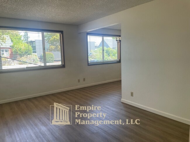 Photo - 1278 W 8th Ave