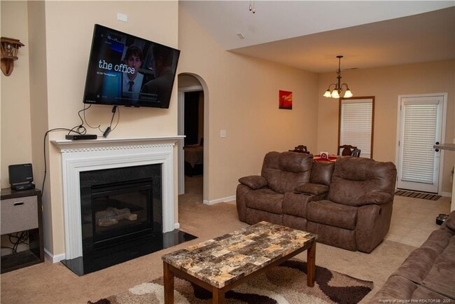 Photo - 309 English Oak Dr