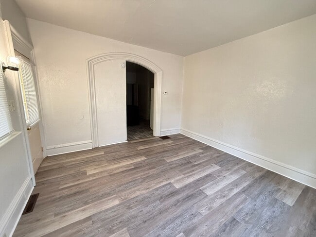 Photo - 313 W Ganson St Unit Apt #1