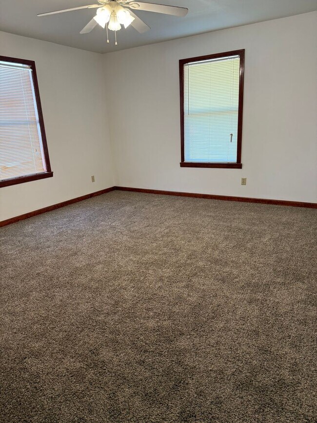 Photo - 3 Bedroom 3 Bath on an Acre+ Landlord does...