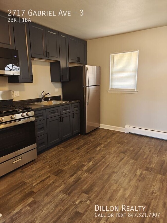 Building Photo - 2717 Gabriel Ave Unit 3