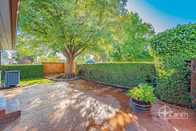 Photo - 2502 Fairmount Ave