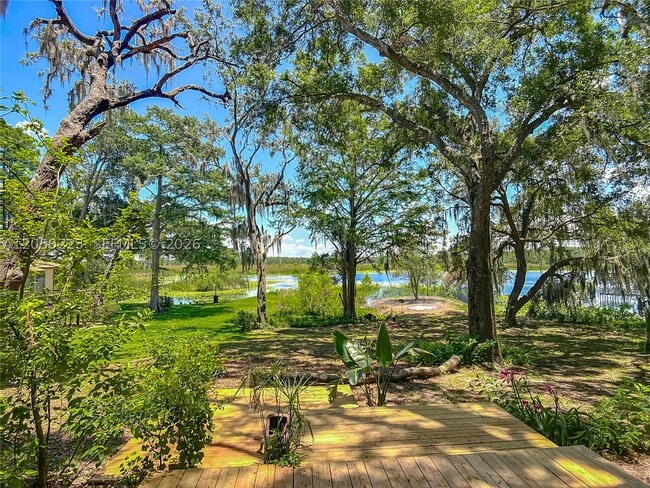 Photo - 8781 LAKESHORE Dr