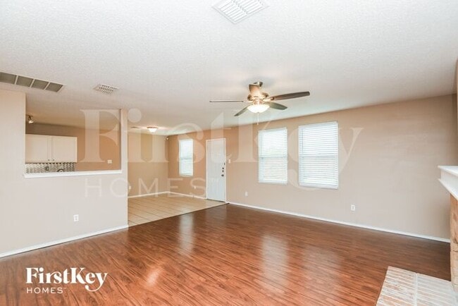 Photo - 1301 Anna Lea Ln