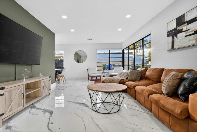 Photo - 6540 Park St Unit ID1372331P