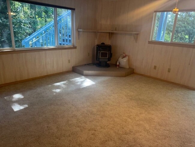 Photo - 1445 Seacrest Ln