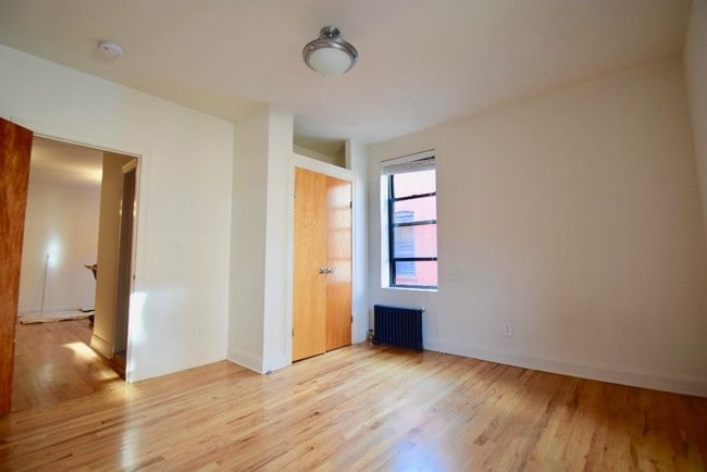 Photo - 615 Fort Washington Avenue