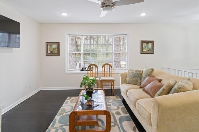 Photo - 4092 Lindsey Dr