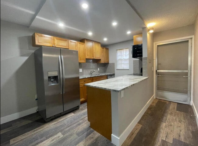 Photo - 650 SW 2nd Ave Unit 154