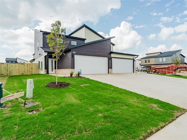 Photo - 1803 SW Casuarina Dr