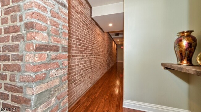 Photo - 28 W Main St Unit 3A