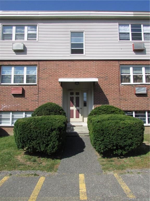 Photo - 73 Belair Dr