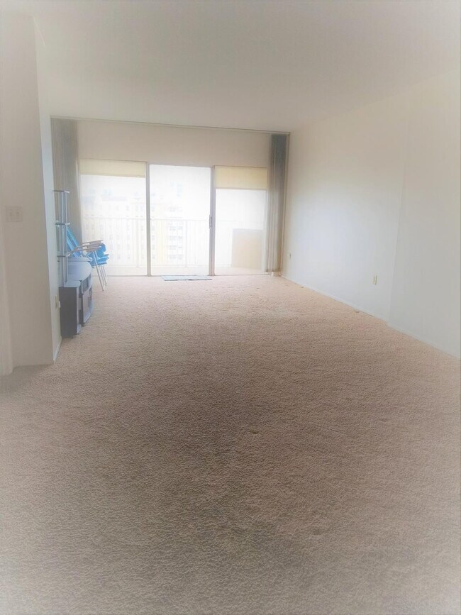 Photo - 1950 S Ocean Dr Unit 19b