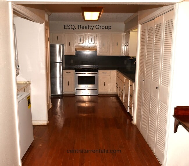 Photo - 201 Audubon St