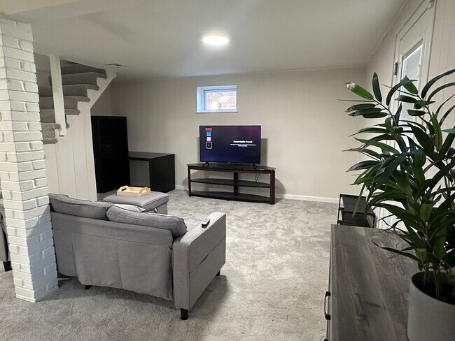 Photo - 5808 Black Hawk Dr