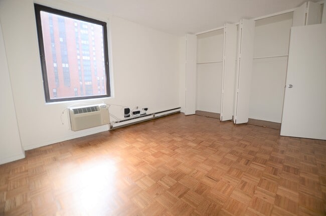 Photo - 1763 2nd Ave