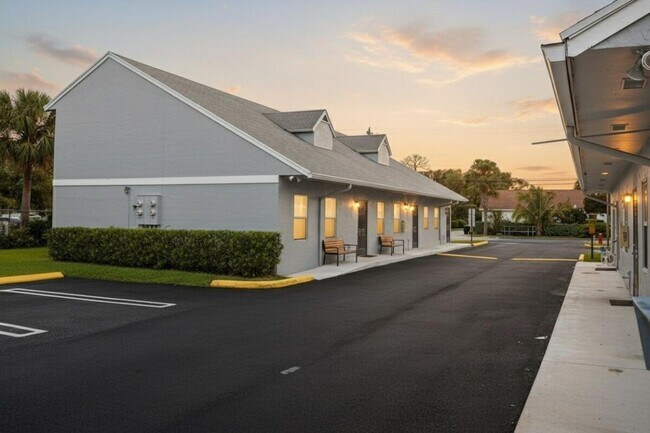 Photo - 5213 Wallis Rd