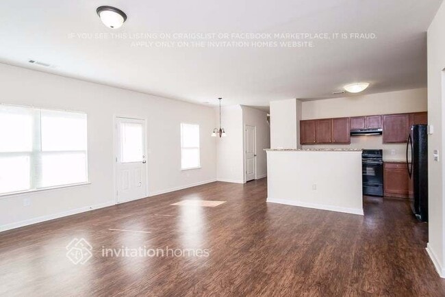 Photo - 438 Forrest Hills Dr