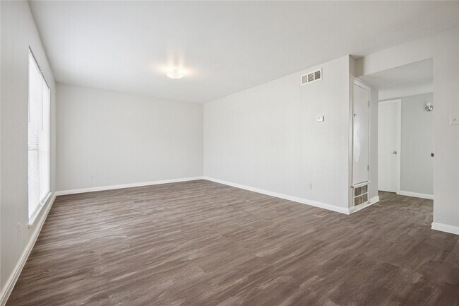 Photo - 1716 Crownover Rd Unit 22