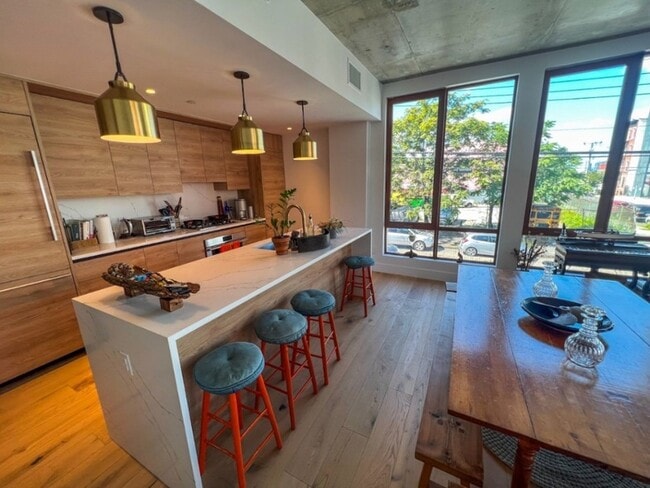 Photo - 189 Conover St Unit 2A